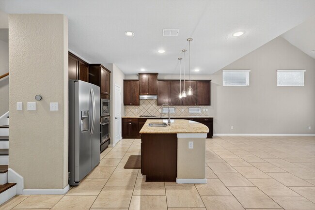 Building Photo - 1226 Hidden Cave Dr