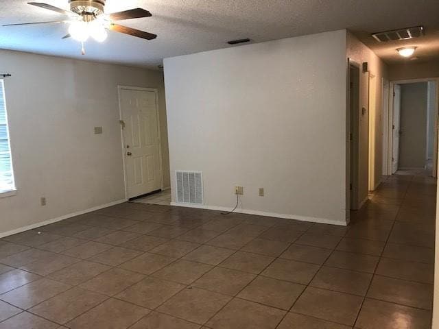 Building Photo - 1733 Chachalaca Ln