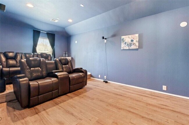 Building Photo - 26914 Harmony Shores Dr