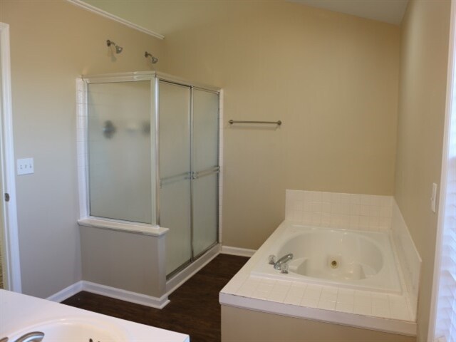 Building Photo - 5411 Meadow Grove Dr