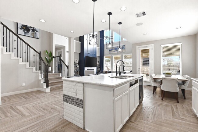 Building Photo - 5926 Marble Bend Ln