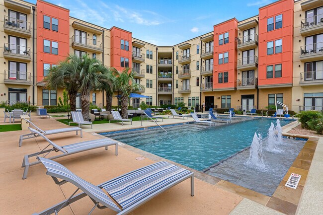 The 704 Austin Tx Apartment Finder