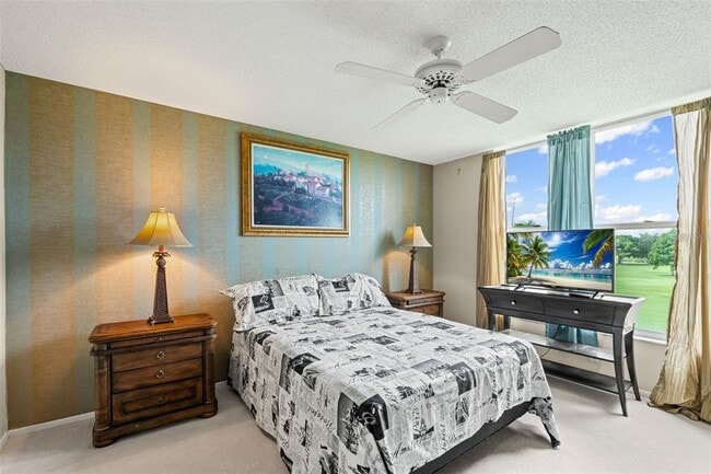 Building Photo - 4550 Pinebrook Cir