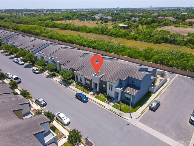 Building Photo - 1441 Ozark Ave