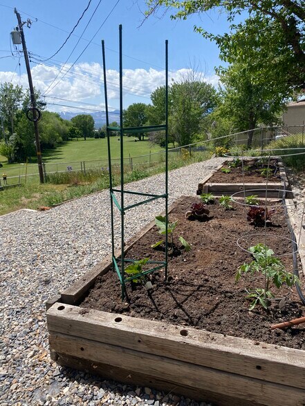 Building Photo - 8916 S 1240 E