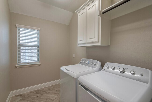 Building Photo - 16016 Perdido Creek Trail