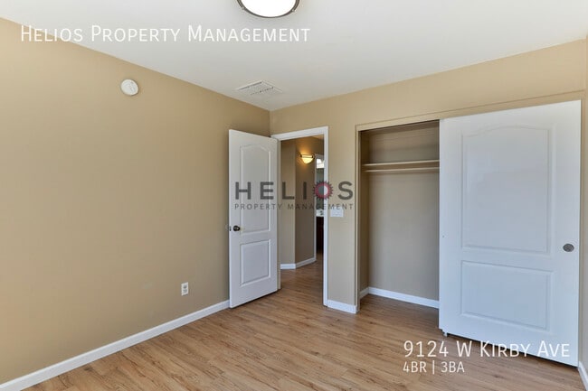 Building Photo - 9124 W Kirby Ave