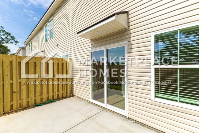 Building Photo - 4127 Hudson Ct SW