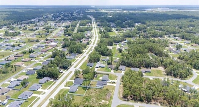 Building Photo - 7439 SW 130th Ln