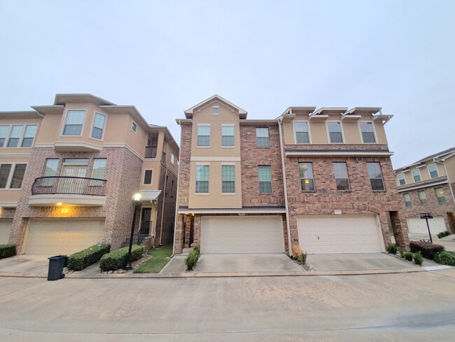 Building Photo - 8117 Silverton Creek Ln