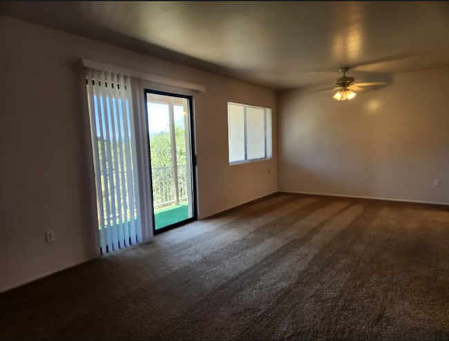 Building Photo - 204 E Jura Cir