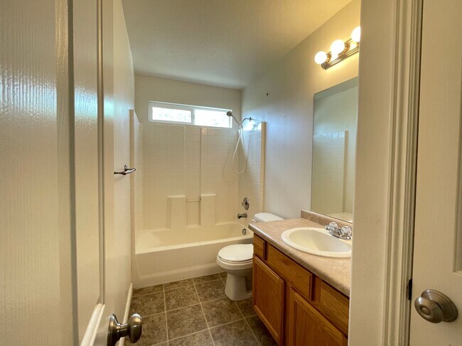 Building Photo - 5543 Copper Park Dr