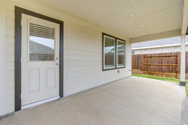 Building Photo - 2536 Malibu Gln Dr