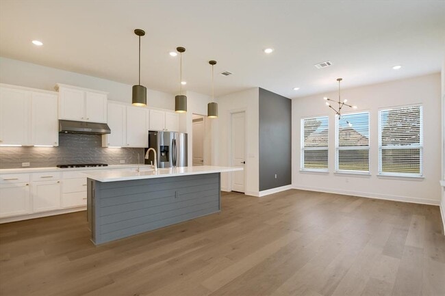 Building Photo - 1809 Mazarro Dr