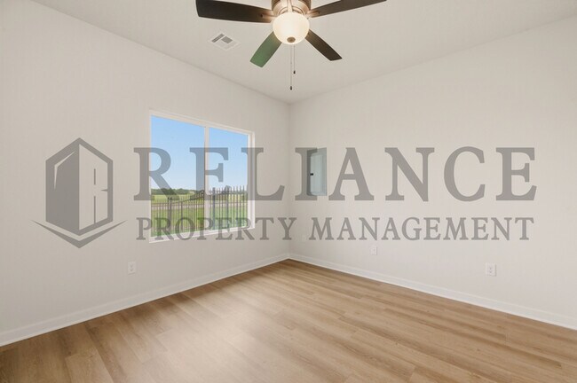 Building Photo - 157 N Gowen St