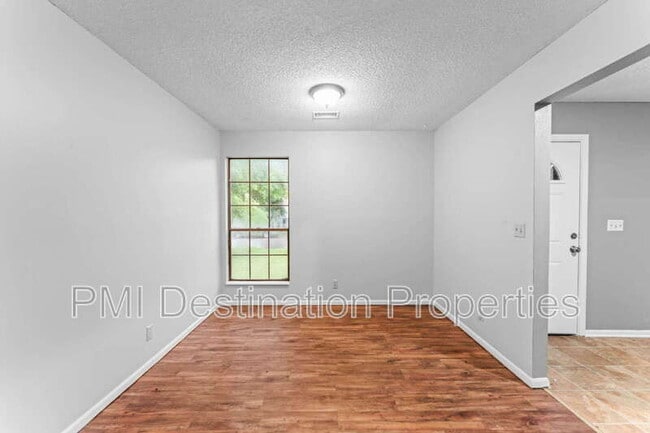 Building Photo - 16107 W 141st Terrace