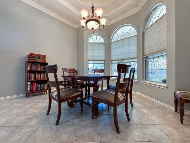 Building Photo - 1751 Loma Verde Dr