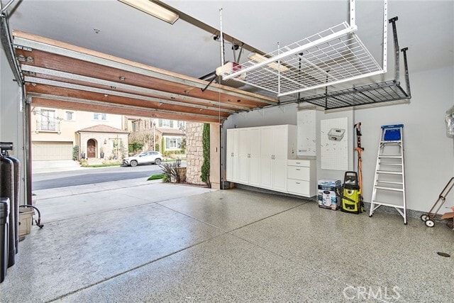 Building Photo - 116 Bridle Path