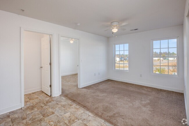 Building Photo - Hemingway Apartments