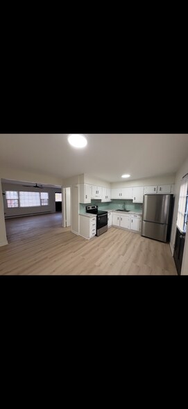 Building Photo - 1280 Townsend Ave