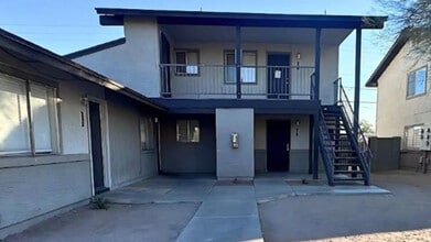 Building Photo - 725 W 1st Ave