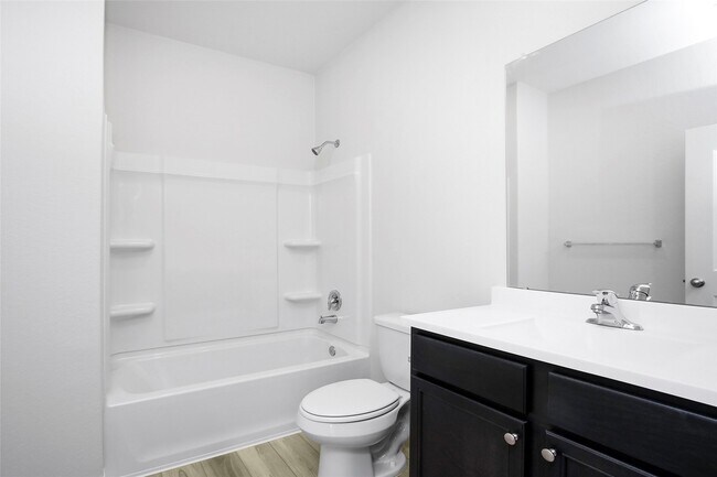 Building Photo - 462 Amberwood Pk Dr