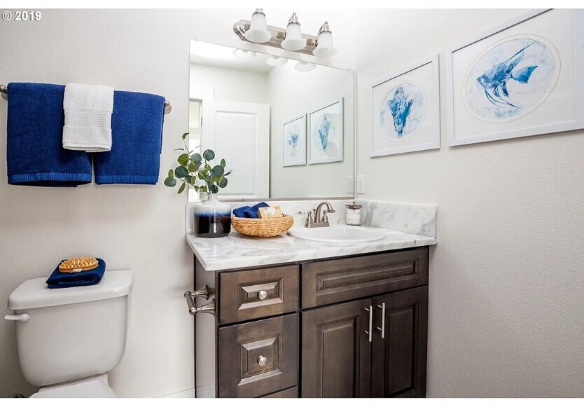 Building Photo - 8814 N Edison St