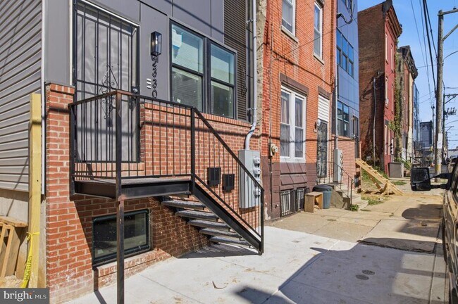 Building Photo - 2330 N 16th St