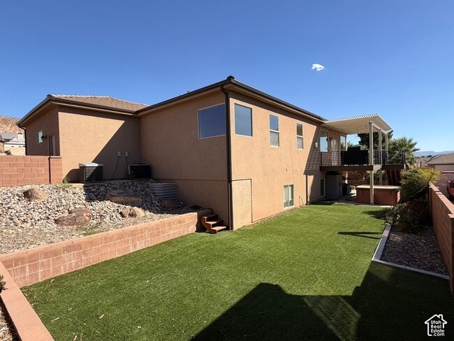 Building Photo - 2596 Hidden Canyon Dr