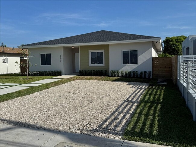 Primary Photo - 12331 SW 220th St