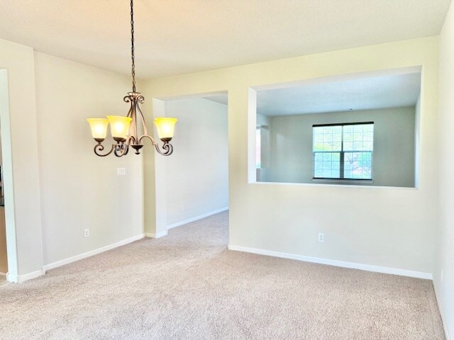 Building Photo - 15 Los Miradores Dr NE