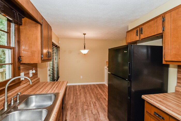 Building Photo - 4623 Hamlet Walk SE