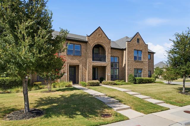 Building Photo - 2221 Lasso Ln