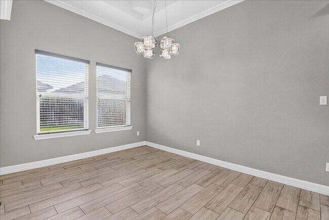 Building Photo - 6718 Stuyvesant Ct