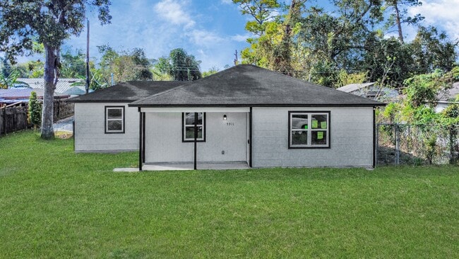 Building Photo - 5911 Easter St