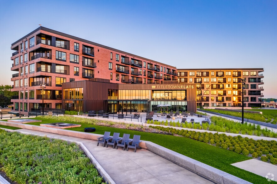 TitletownFlats 1162 Brookwood Dr Green Bay WI 54304 Apartment Finder