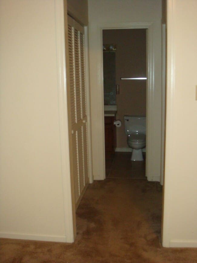 Building Photo - 2845 Fawnwood Cir