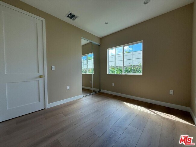 Building Photo - 20748 Stagg St