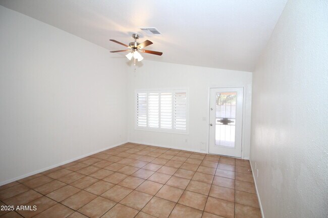 Building Photo - 11932 N 86th Ln