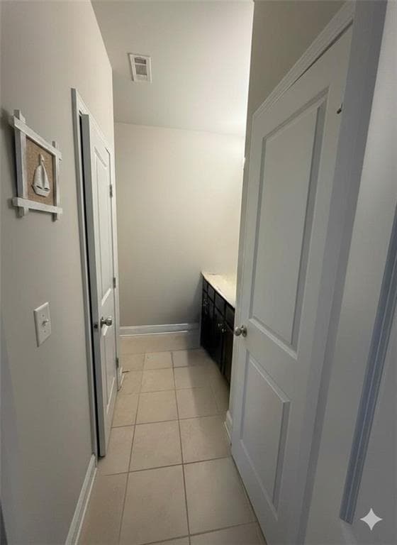 Building Photo - 1750 Dahlia Dr