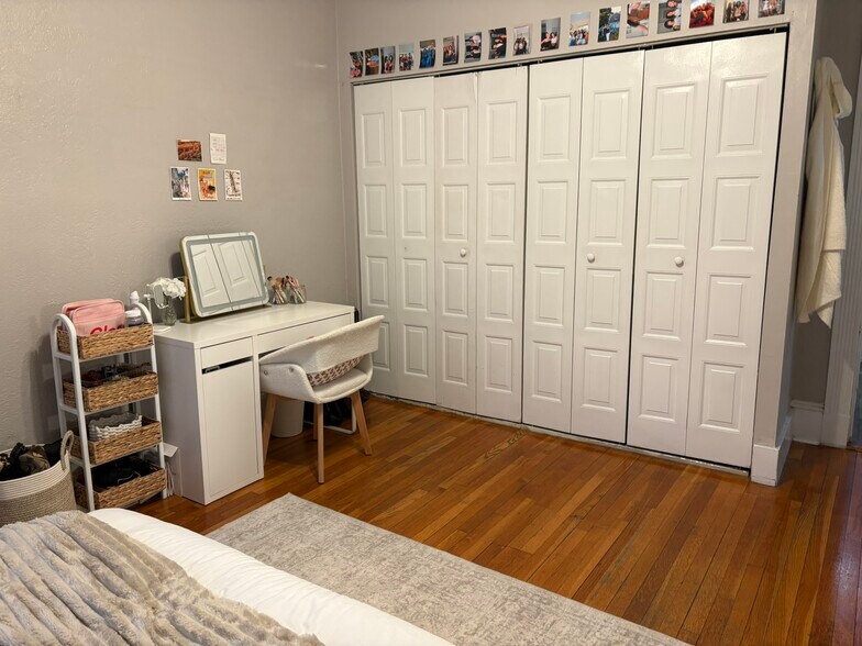 Building Photo - 1050 Commonwealth Ave