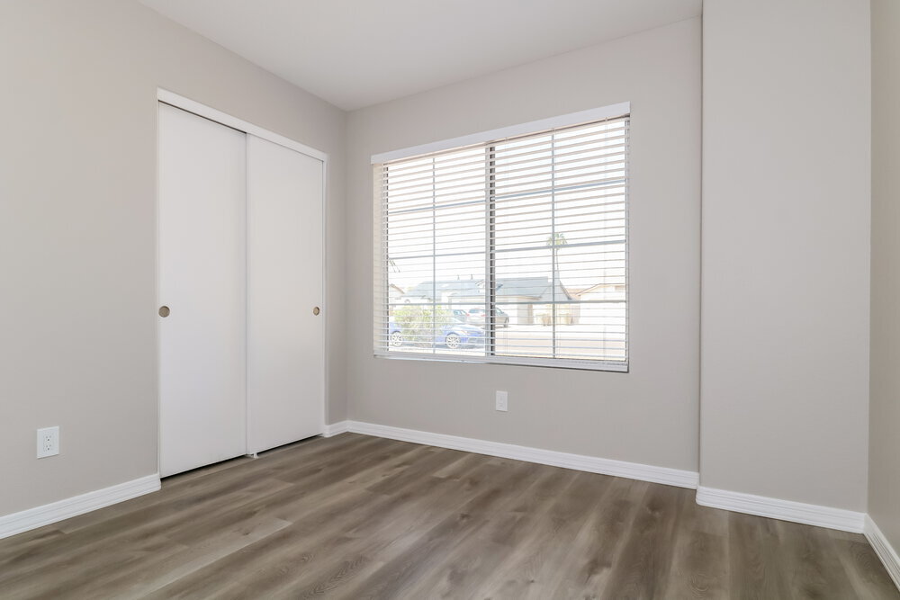 Building Photo - 5537 N 76th Dr