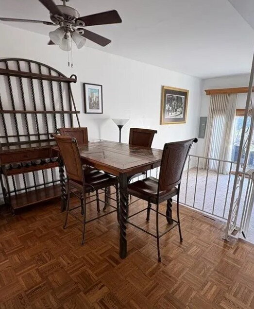 Building Photo - "Charming 2-Bed Townhouse Prime Pittsburgh Locale!"