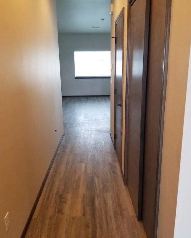 Building Photo - 4421 E Buckeye Ave