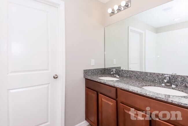 Building Photo - 12737 Lemon Pepper Dr