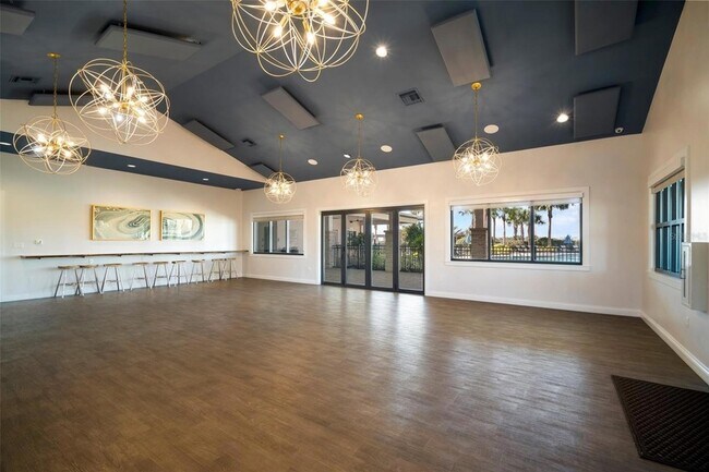 Building Photo - 6396 Roadstead Ct