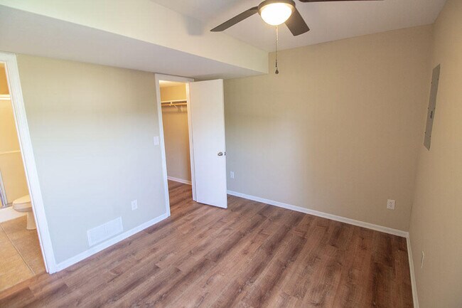 Building Photo - 5307 Currituck Ln