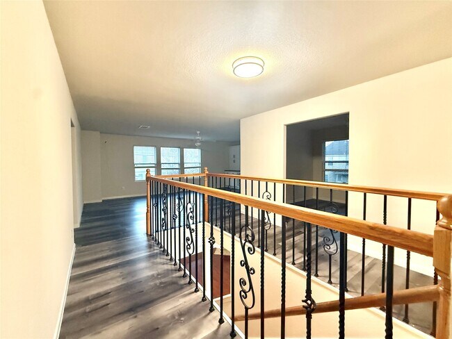 Building Photo - 19302 Juniper Vale Cir