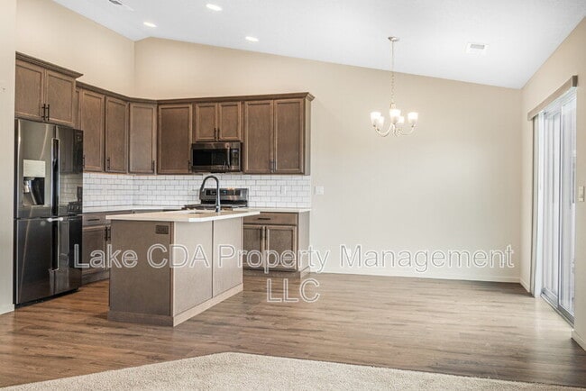 Building Photo - 3995 W Belgrave Wy