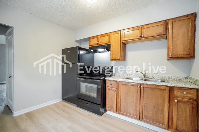 Building Photo - 3081 Grasmere Ave